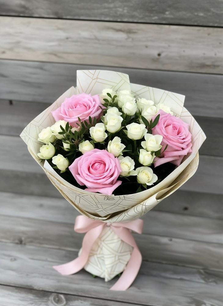 Букет цветов из: Розы в Жирновске