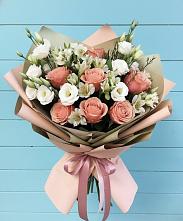 Букет цветов из:  Розы, Альстромерии и Лизиантусы в Жирновске