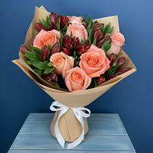 Букет цветов из:  Розы и Альстромерии в Жирновске