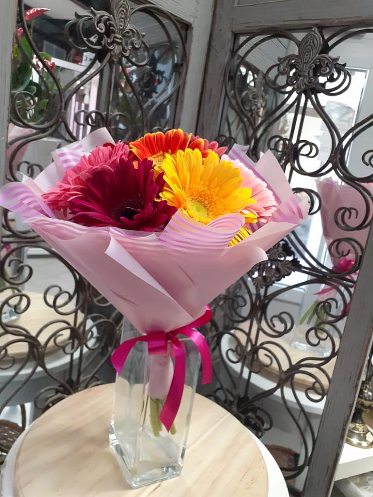 Букет цветов из: Герберы в Жирновске