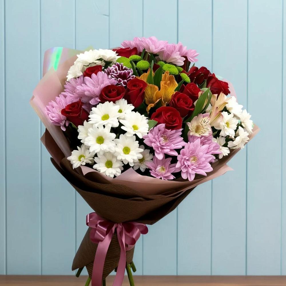 Букет цветов из: Розы, Хризантемы и Альстромерии в Жирновске