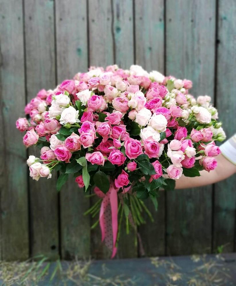 Букет Розовые кустовые розы Натали и Лав Лидия в Жирновске