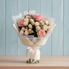 Букет цветов из:  Розы в Жирновске