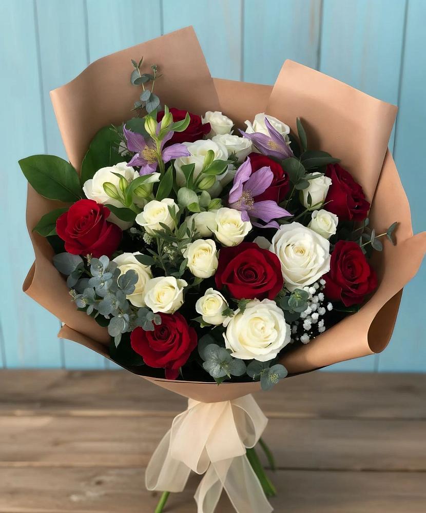 Букет цветов из: Розы и Альстромерии в Жирновске
