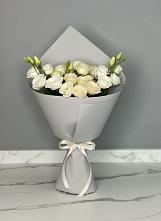 Букет цветов из:  Розы и Лизиантусы в Жирновске